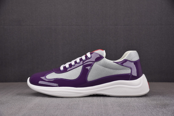 Pra*a sneaker