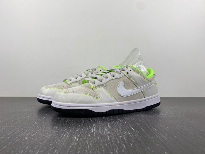 Nike Dunk Low ''University of Oregon'' PE FQ7260 001