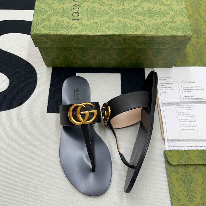 G*u*i sandal