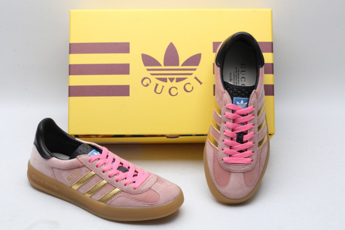 GUCC* X ADIDA* SNEAKER