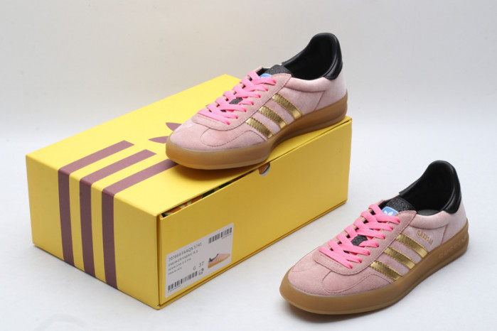 GUCC* X ADIDA* SNEAKER