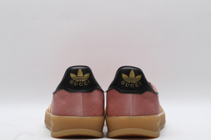 GUCC* X ADIDA* SNEAKER