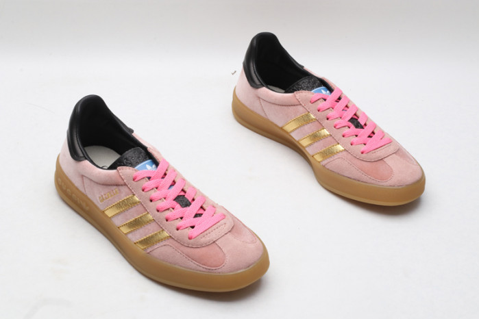 GUCC* X ADIDA* SNEAKER