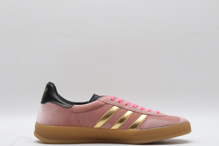 GUCC* X ADIDA* SNEAKER