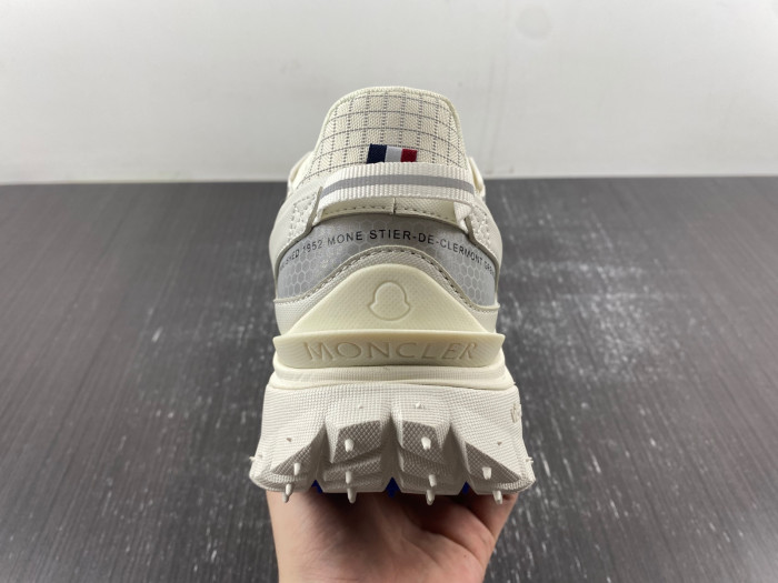 MONCLER TRAILGRIP GORE-TEX