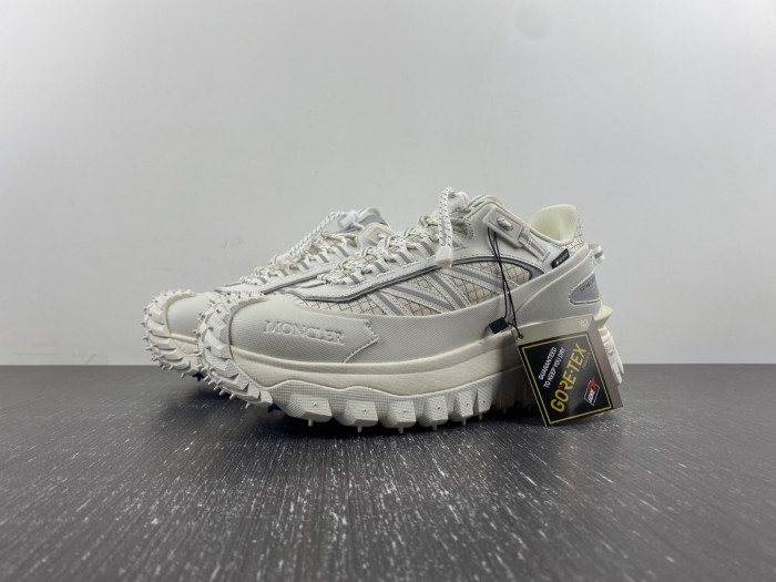 MONCLER TRAILGRIP GORE-TEX