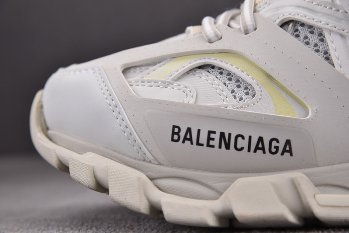 Ba*len*cia*ga track