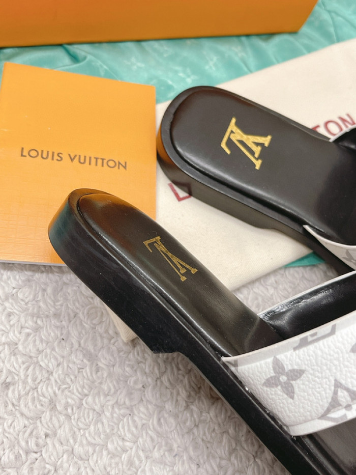 LO1_VTS SANDALS