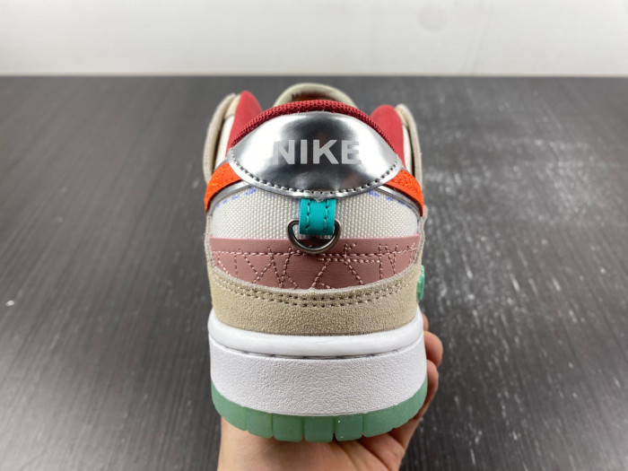Dunk Low Scrap 