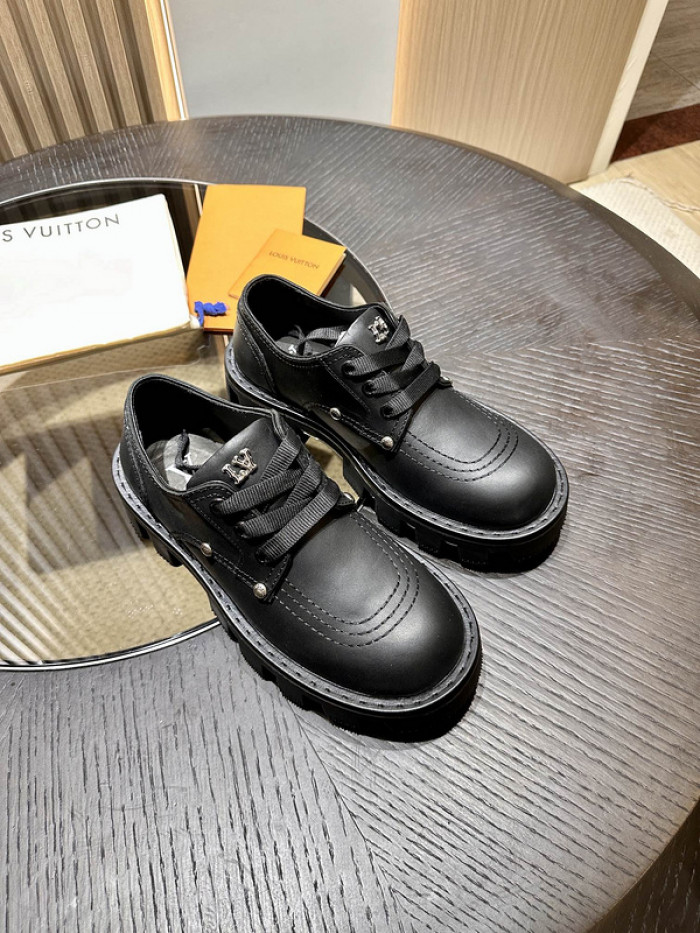 LO1_VTS BOOTS