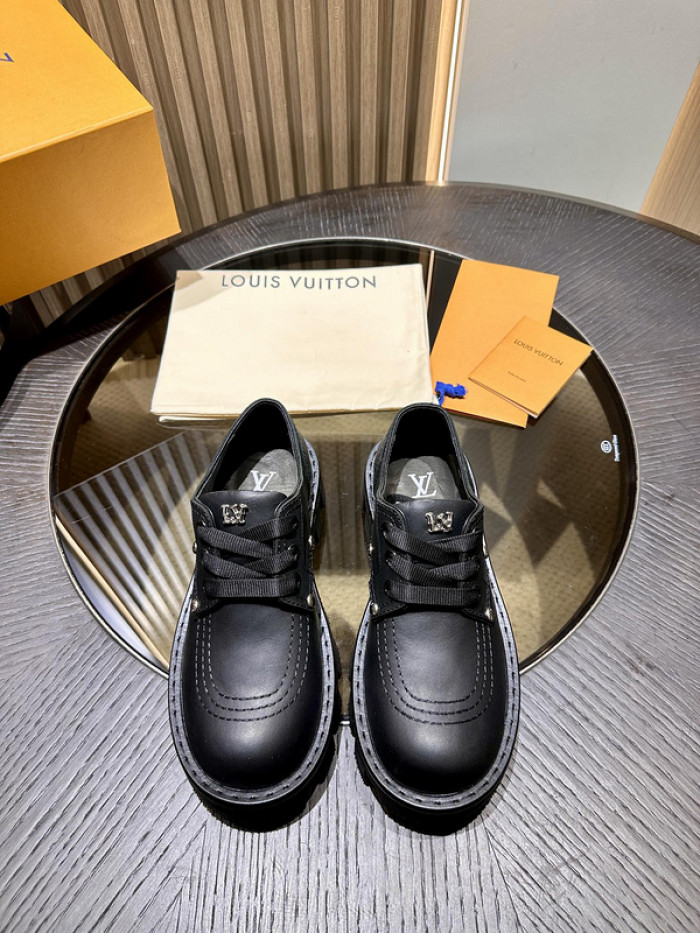 LO1_VTS BOOTS