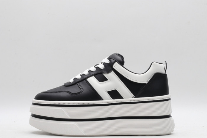 HOGAN SNEAKERS