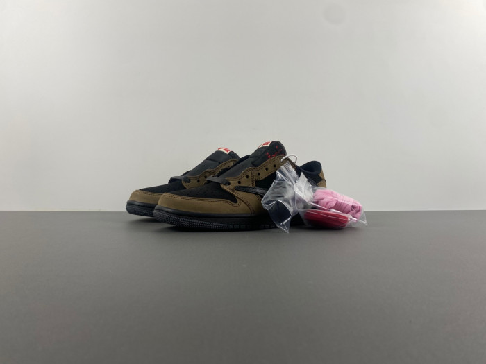 Travis Scott x Air Jordan 1 Low OG “Velvet Brown” DM7866-202