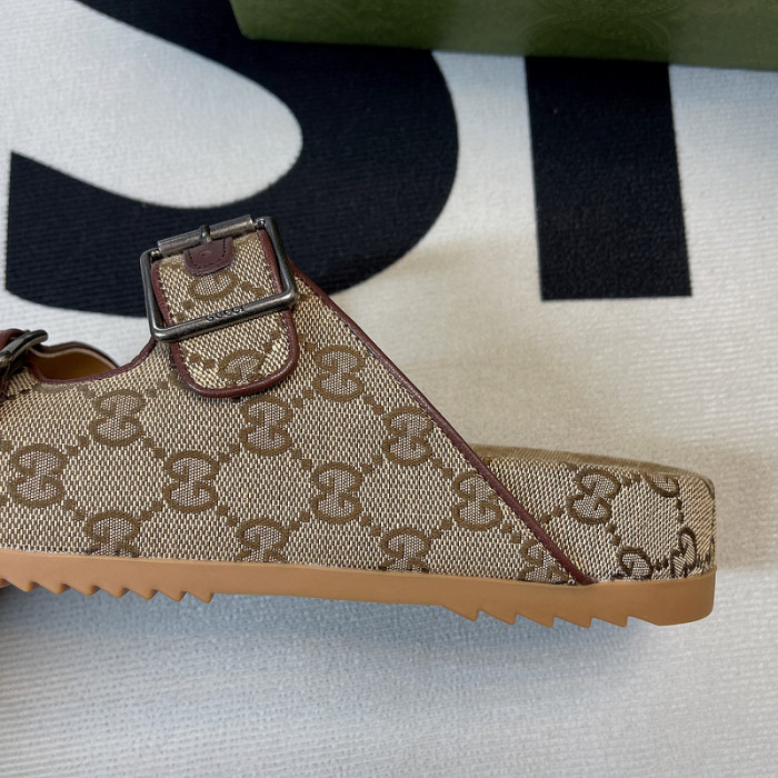 G*u*i sandal