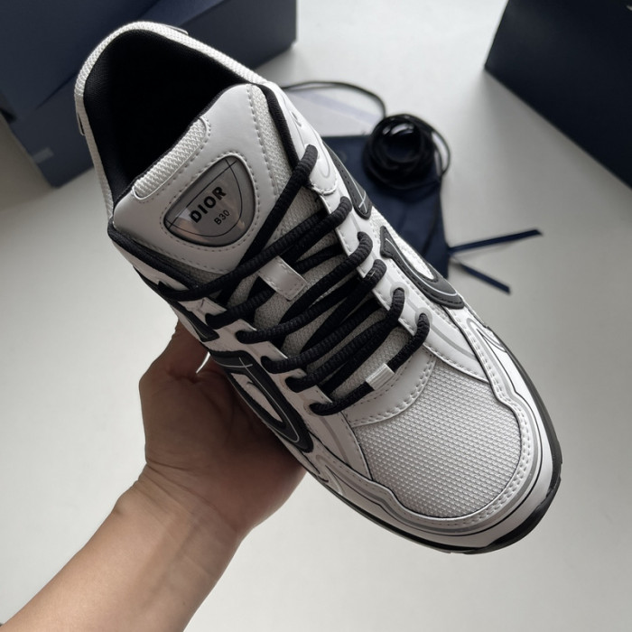 DIO B30 LowTop Sneaker