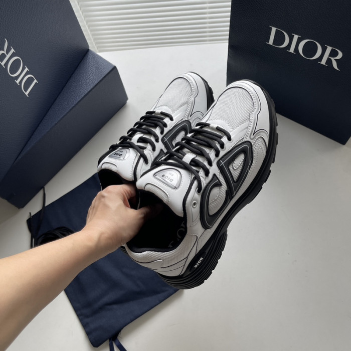 DIO B30 LowTop Sneaker