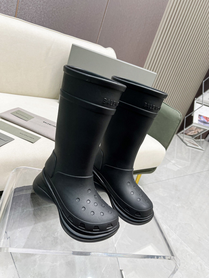 Ba*len*cia*ga cross boots