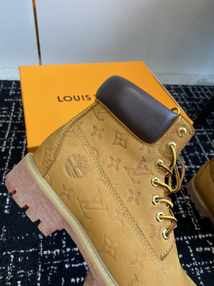 LO1_VTS BOOTS