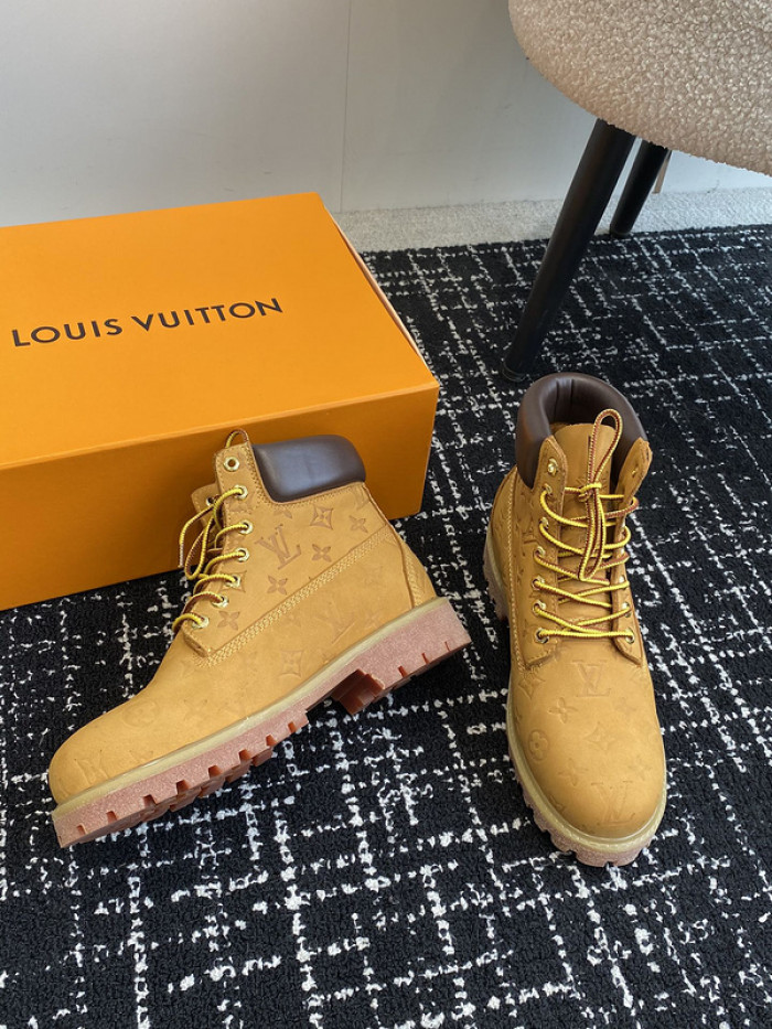 LO1_VTS BOOTS