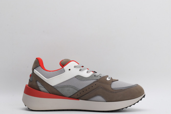DIO* SNEAKER