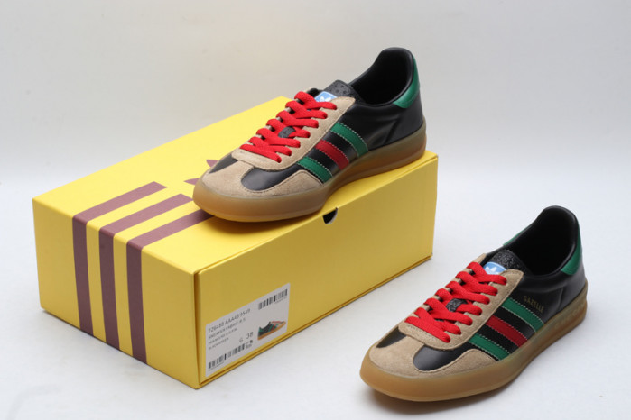 GUCC* X ADIDA* SNEAKER