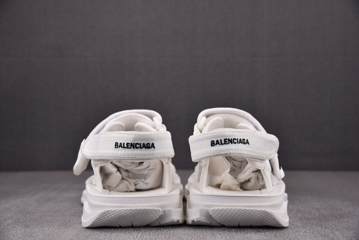 Ba*len*cia*ga sandals