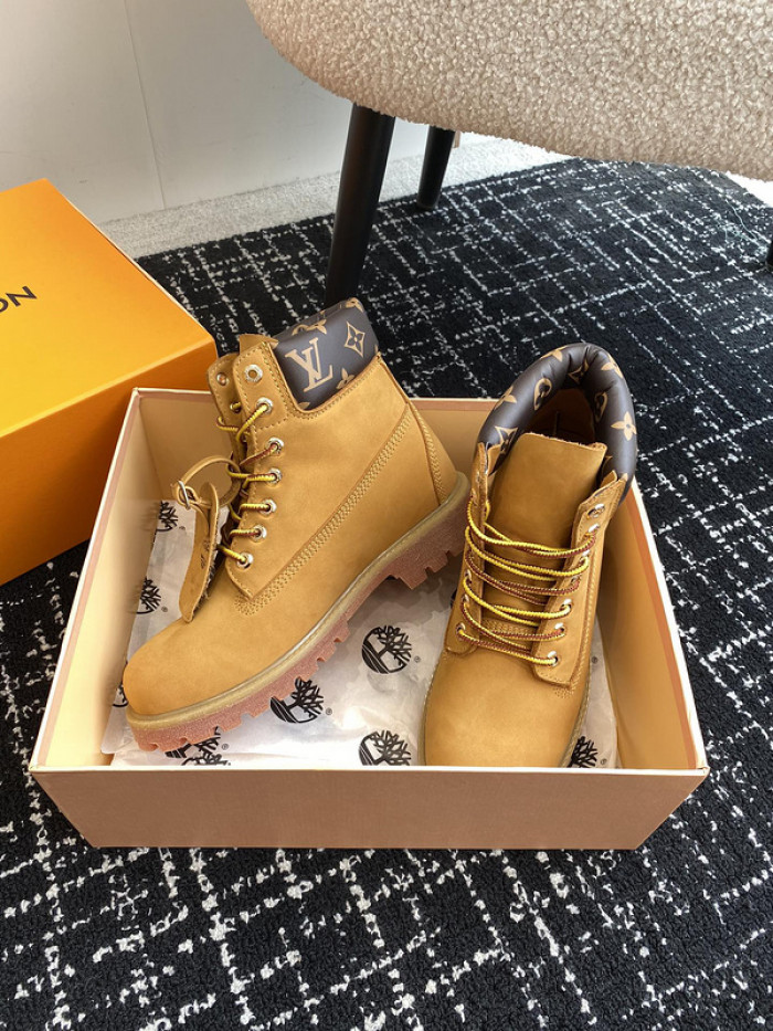 LO1_VTS BOOTS