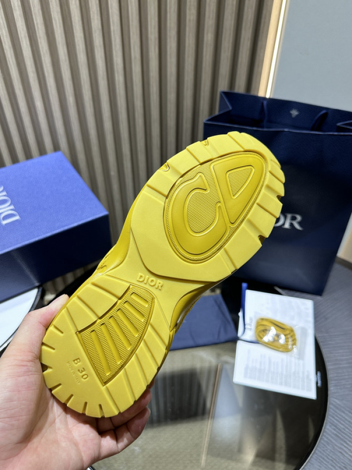 DIO B30 LowTop Sneaker