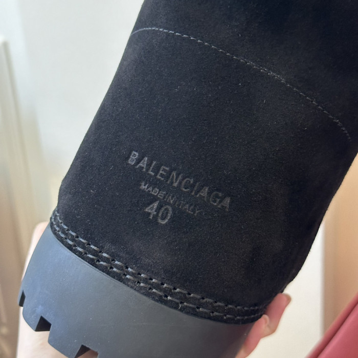 Ba*len*cia*ga alaska faux-fur low boots