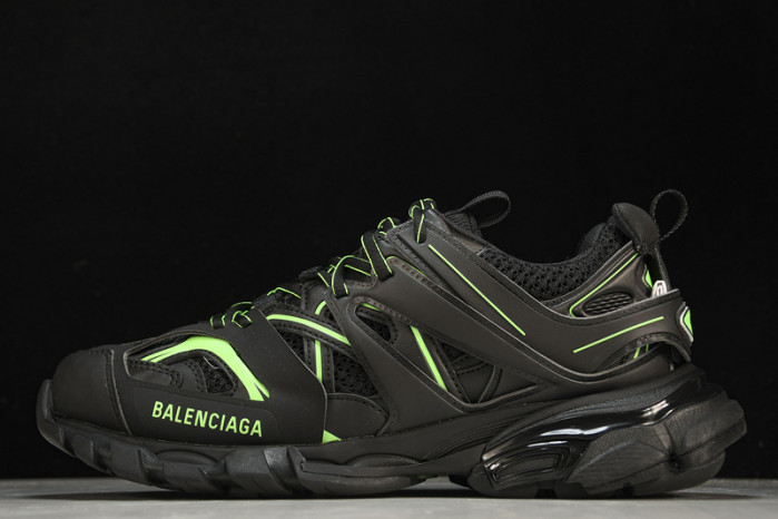 Ba*len*cia*ga track