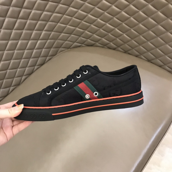 G*u*i sneaker
