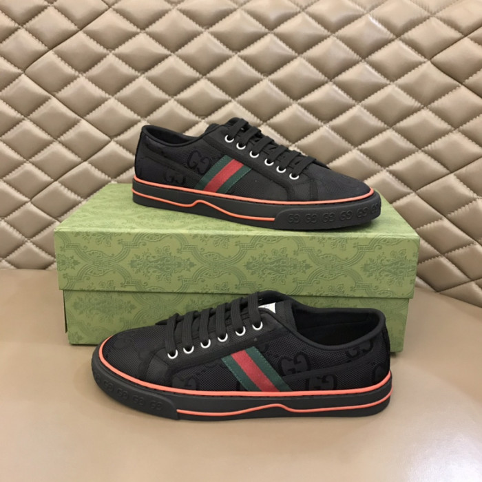 G*u*i sneaker