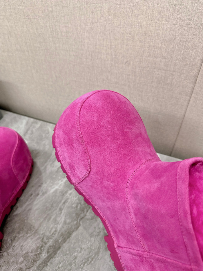 Ba*len*cia*ga brown alaska fur bootie