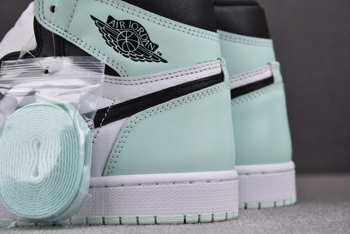 Air Jordan 1 Retro High OG NRG