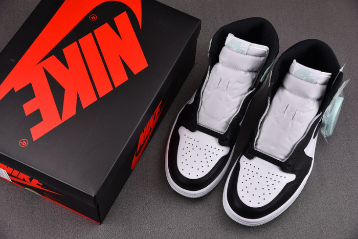 Air Jordan 1 Retro High OG NRG