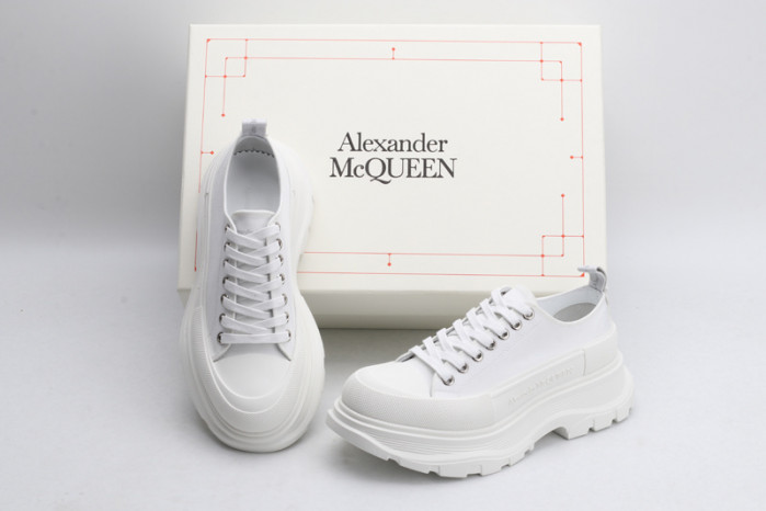 Alexander McQueen Tread
